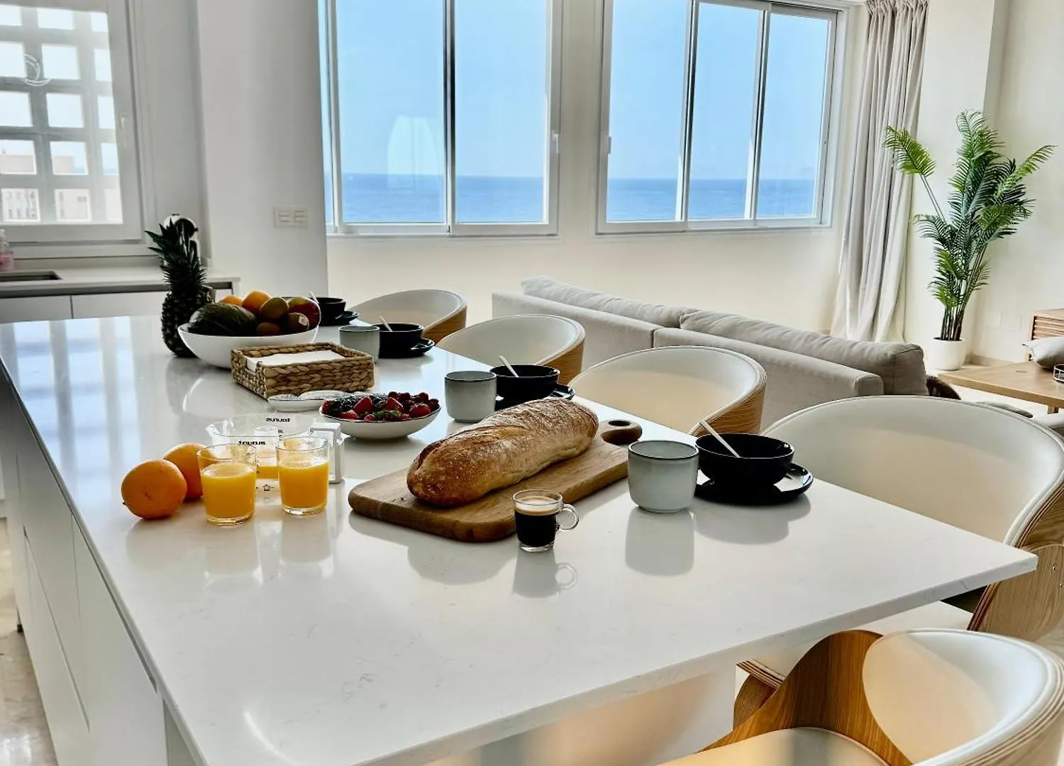 Stunning Marina Seaview Penthouse - Puerto Deportivo Apartment Estepona Spain