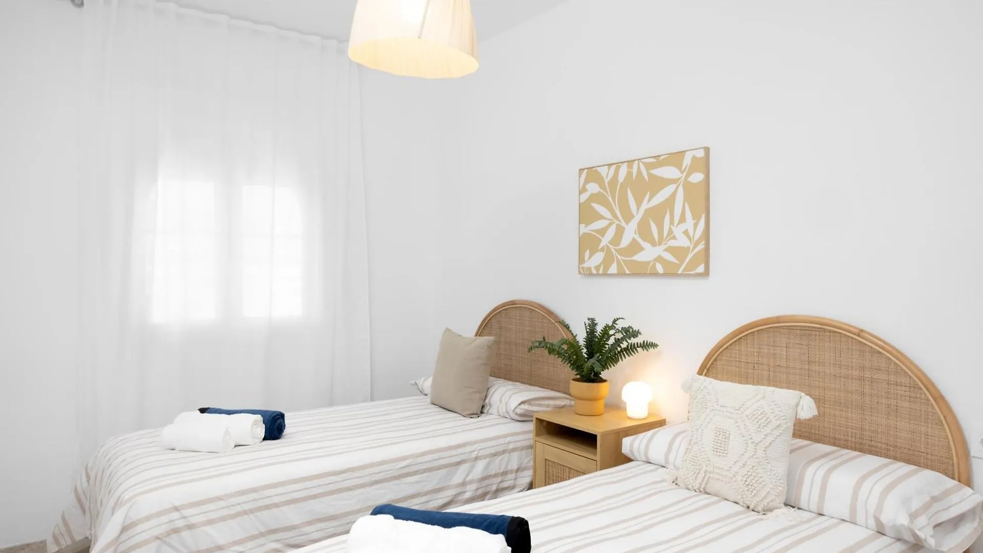 Stunning Marina Seaview Penthouse - Puerto Deportivo Apartment Estepona Spain