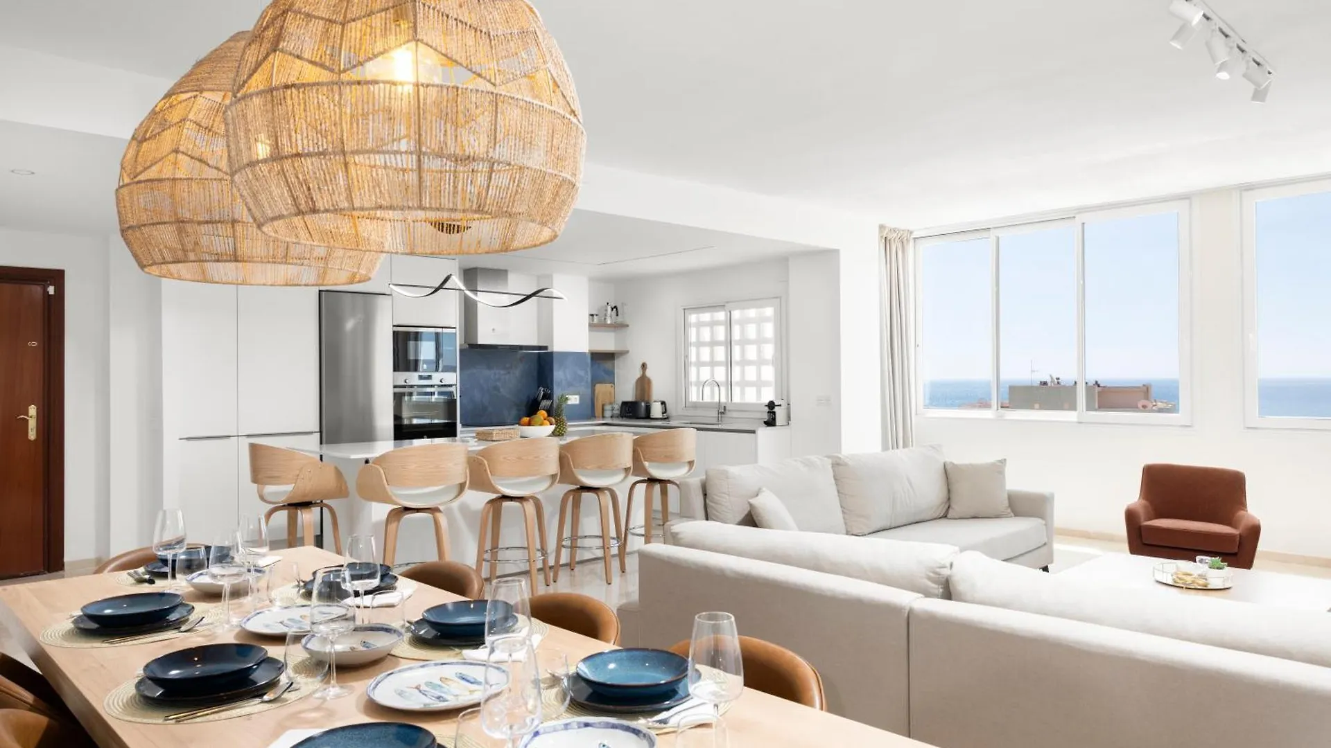 Stunning Marina Seaview Penthouse - Puerto Deportivo Apartment Estepona